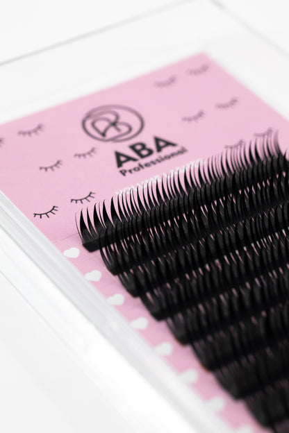 Wet Volume Lashes