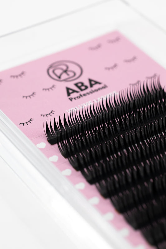 Wet Volume Lashes
